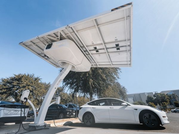 Welche Innovationen bringt die Automobilindustrie durch Elektromobilität hervor?